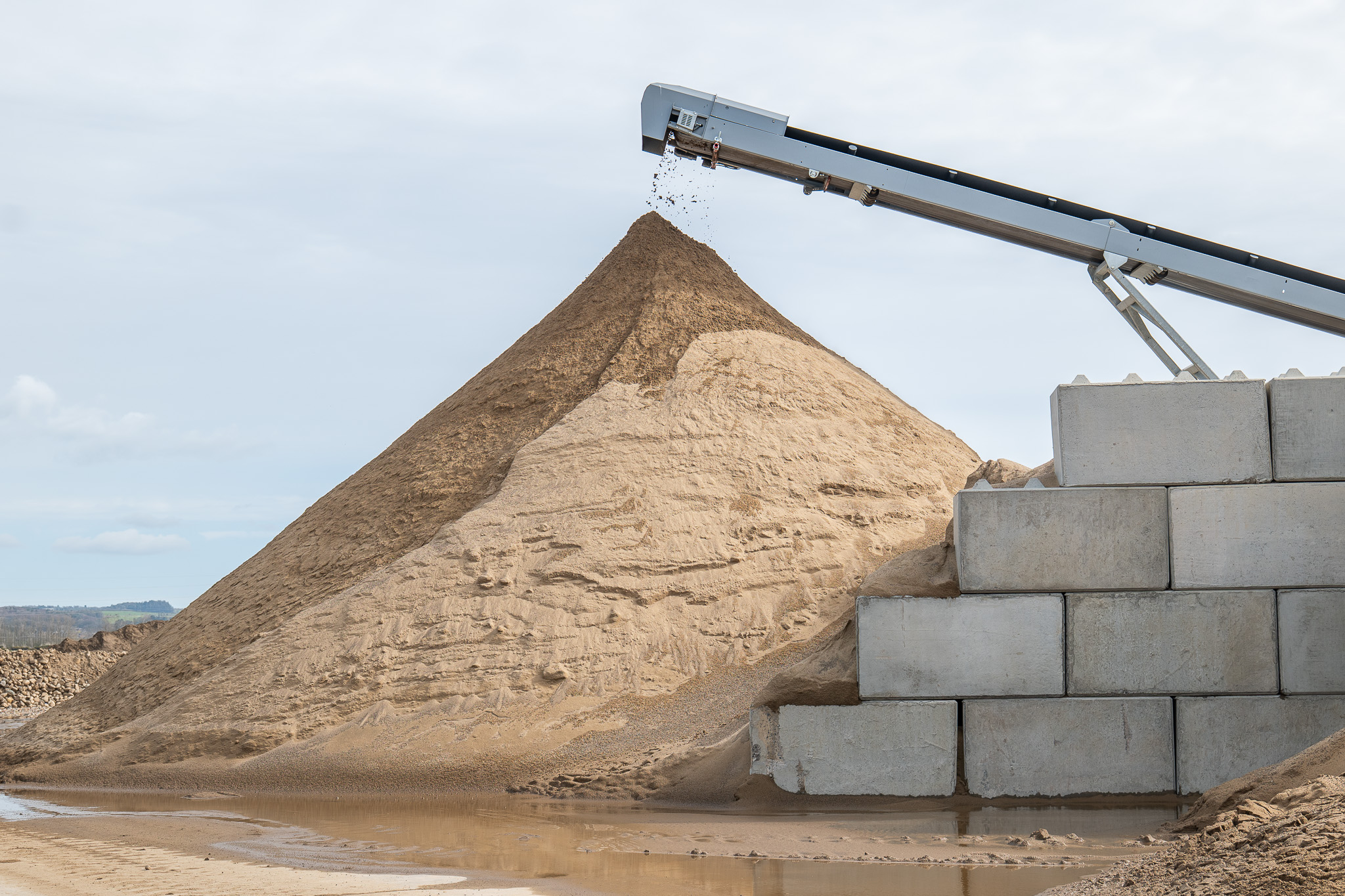 Conveyor producing aggregate at Anick Grange Quarry